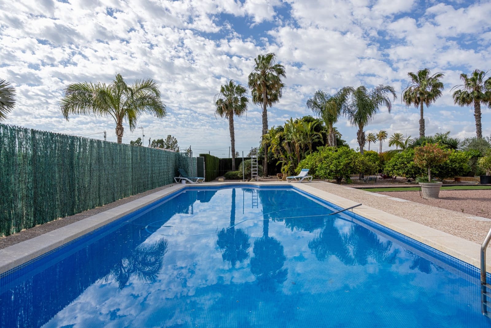 5 Zimmer Villa zu verkaufen in La Hoya mit Pool - 510.000 € (Ref: 9939648)