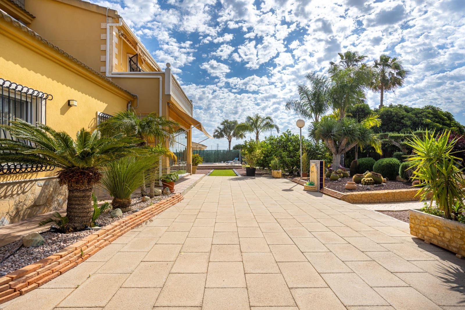 5 Zimmer Villa zu verkaufen in La Hoya mit Pool - 510.000 € (Ref: 9939648)