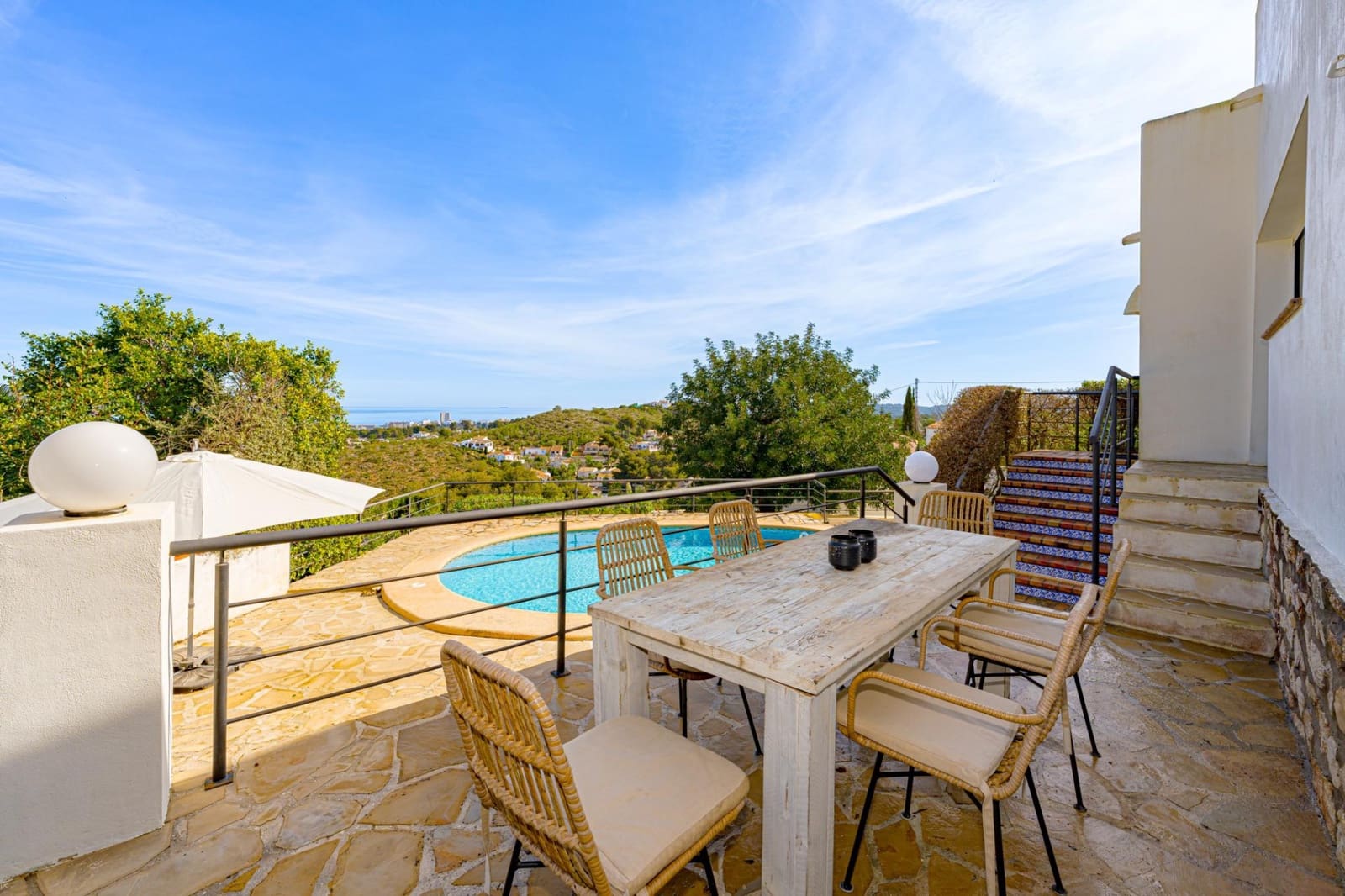 3 slaapkamer Villa te koop in Javea / Xabia met zwembad - € 1.095.000 (Ref: 9939662)