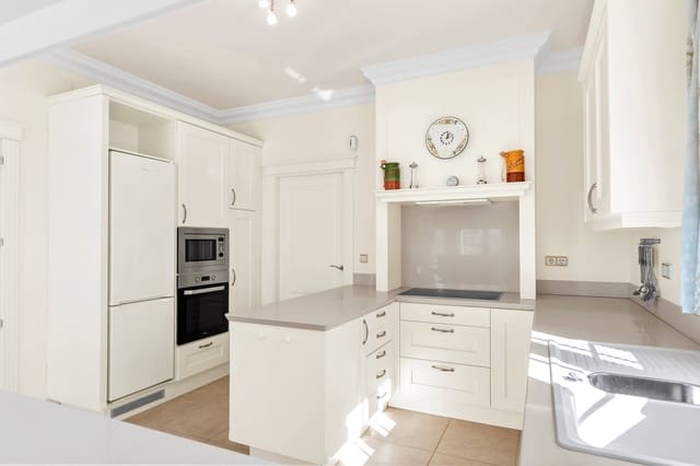 5 quarto Moradia para venda em Moraira, Teulada-Moraira com piscina - 1 450 000 € (Ref: 1421499)