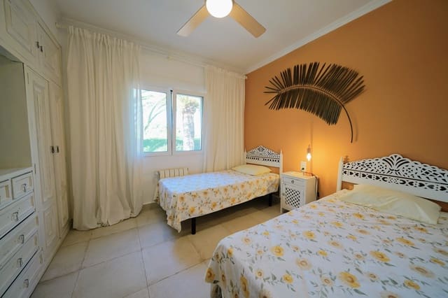 5 bedroom Villa for sale in Dénia with pool garage - € 975,000 (Ref: 1421516)