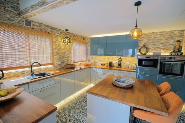 3 makuuhuone Huvila myytävänä paikassa Dénia mukana uima-altaan - 535 000 € (Ref: 1421563)