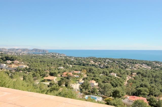 Building Plot for sale in Moraira, Teulada-Moraira - € 380,000 (Ref: 1424632)