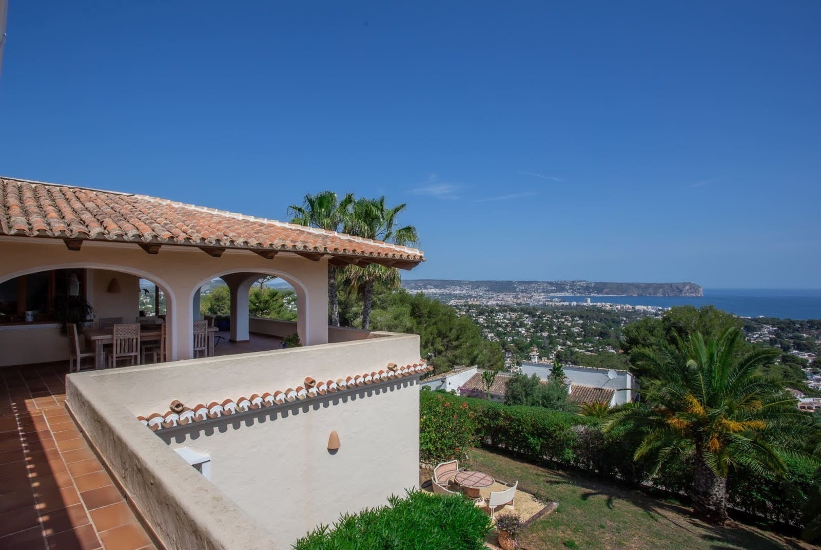 9 soverom Villa til salgs i Javea / Xabia med svømmebasseng - € 3 650 000 (Ref: 1424672)
