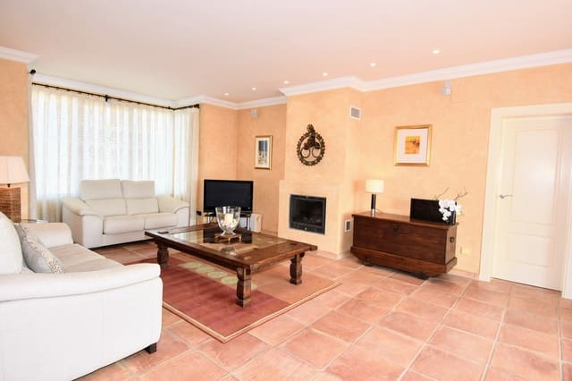 4 slaapkamer Villa te koop in Moraira, Teulada-Moraira met zwembad - € 995.000 (Ref: 1424744)