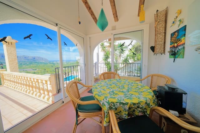 3 chambre Villa/Maison à vendre à Dénia avec piscine - 275 000 € (Ref: 1443313)