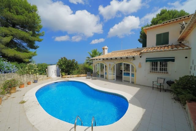 4 slaapkamer Villa te koop in Dénia met zwembad - € 670.000 (Ref: 1443339)