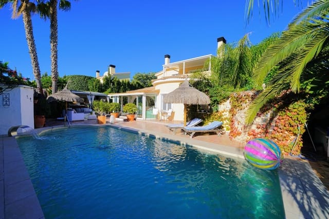 3 bedroom Villa for sale in Dénia with pool - € 479,000 (Ref: 1490843)