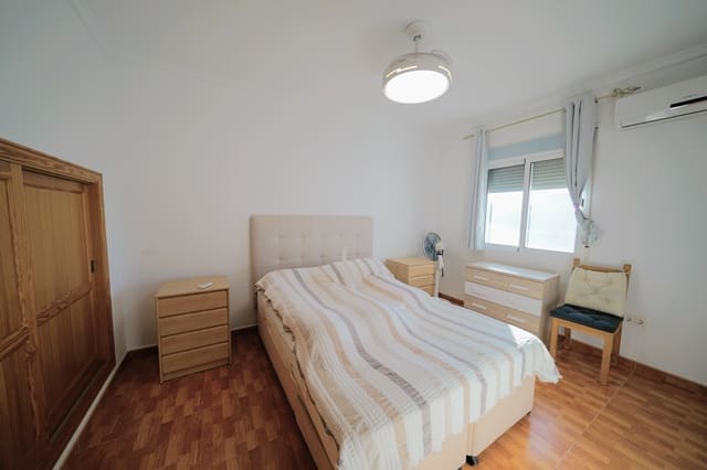 4 slaapkamer Villa te koop in Dénia met zwembad - € 575.000 (Ref: 1599421)