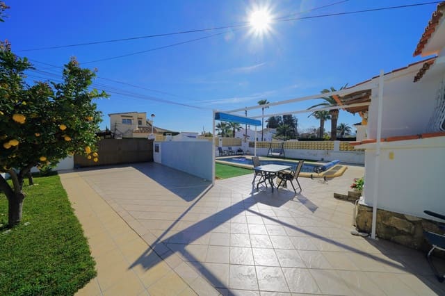 4 slaapkamer Villa te koop in Dénia met zwembad - € 575.000 (Ref: 1599421)