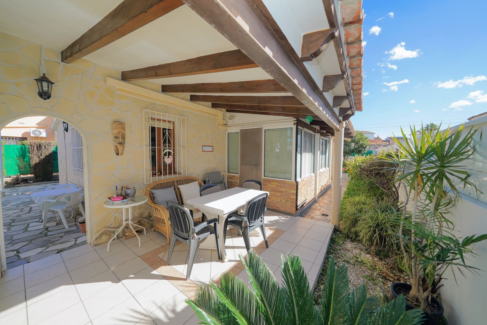 2 slaapkamer Villa te koop in Denia met zwembad - € 345.000 (Ref: 5820899)