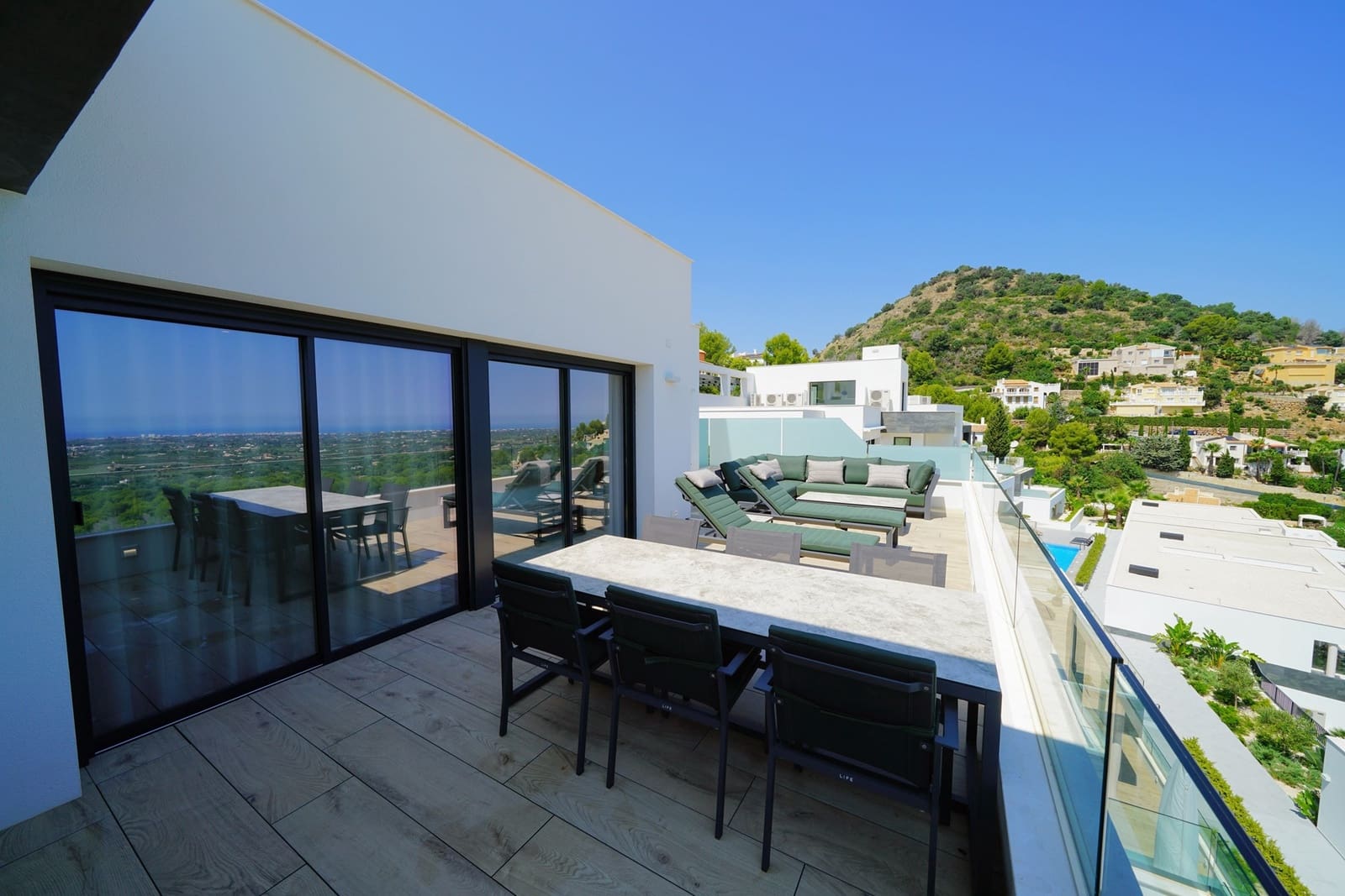 3 soveværelse Penthouse til salg i Denia med swimmingpool - € 778.000 (Ref: 5820932)