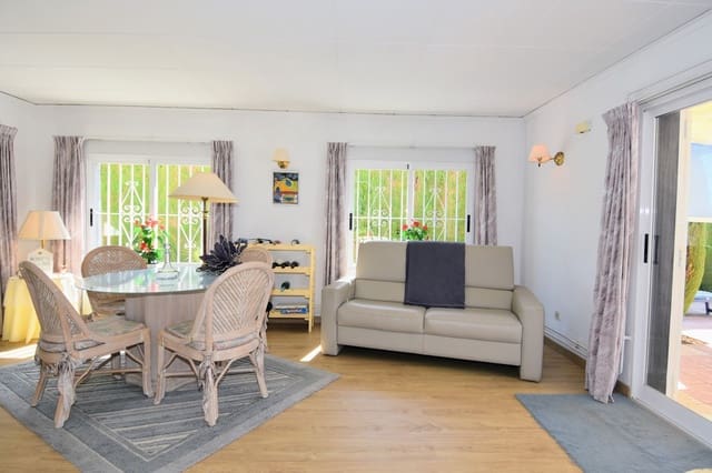 4 slaapkamer Villa te koop in Dénia met zwembad - € 585.000 (Ref: 5820938)