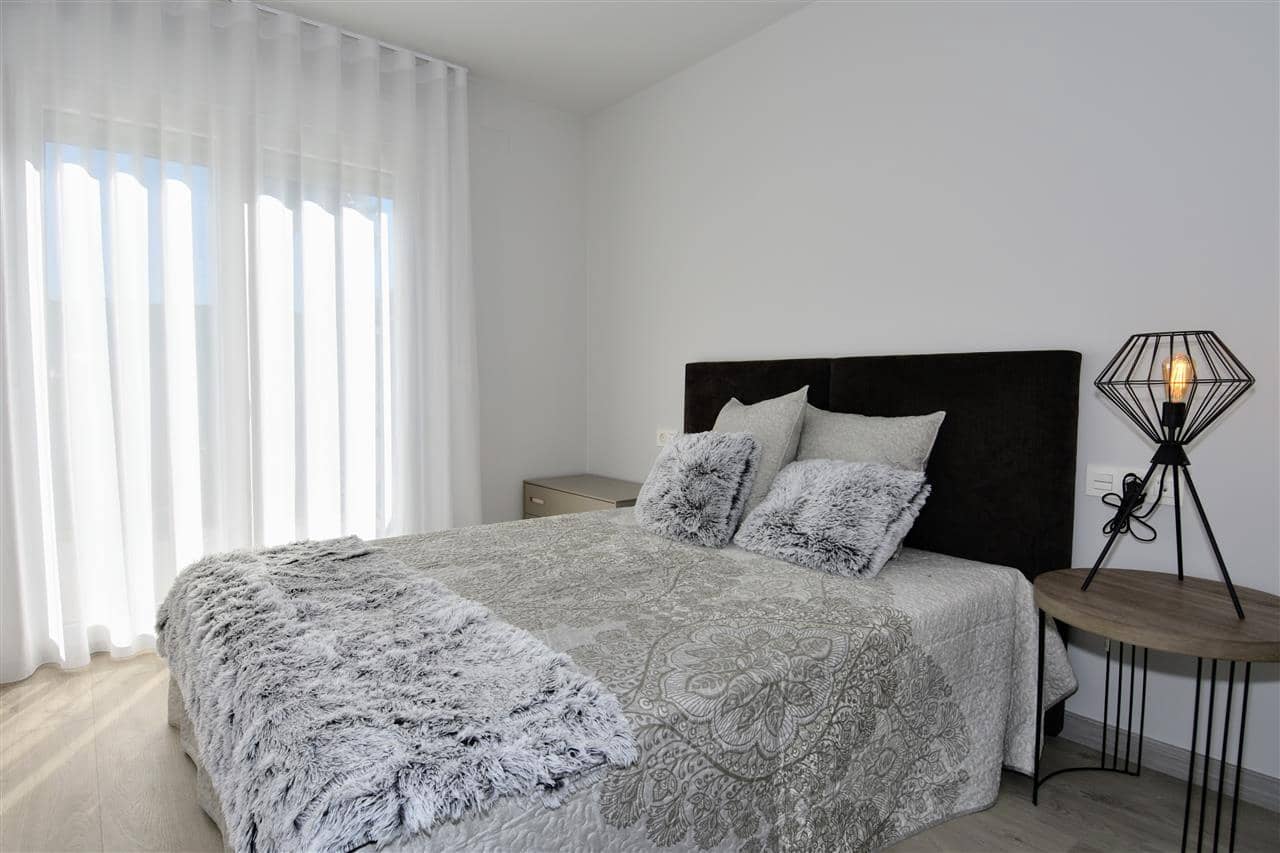 3 Zimmer Villa zu verkaufen in Denia mit Pool - 415.000 € (Ref: 5820946)