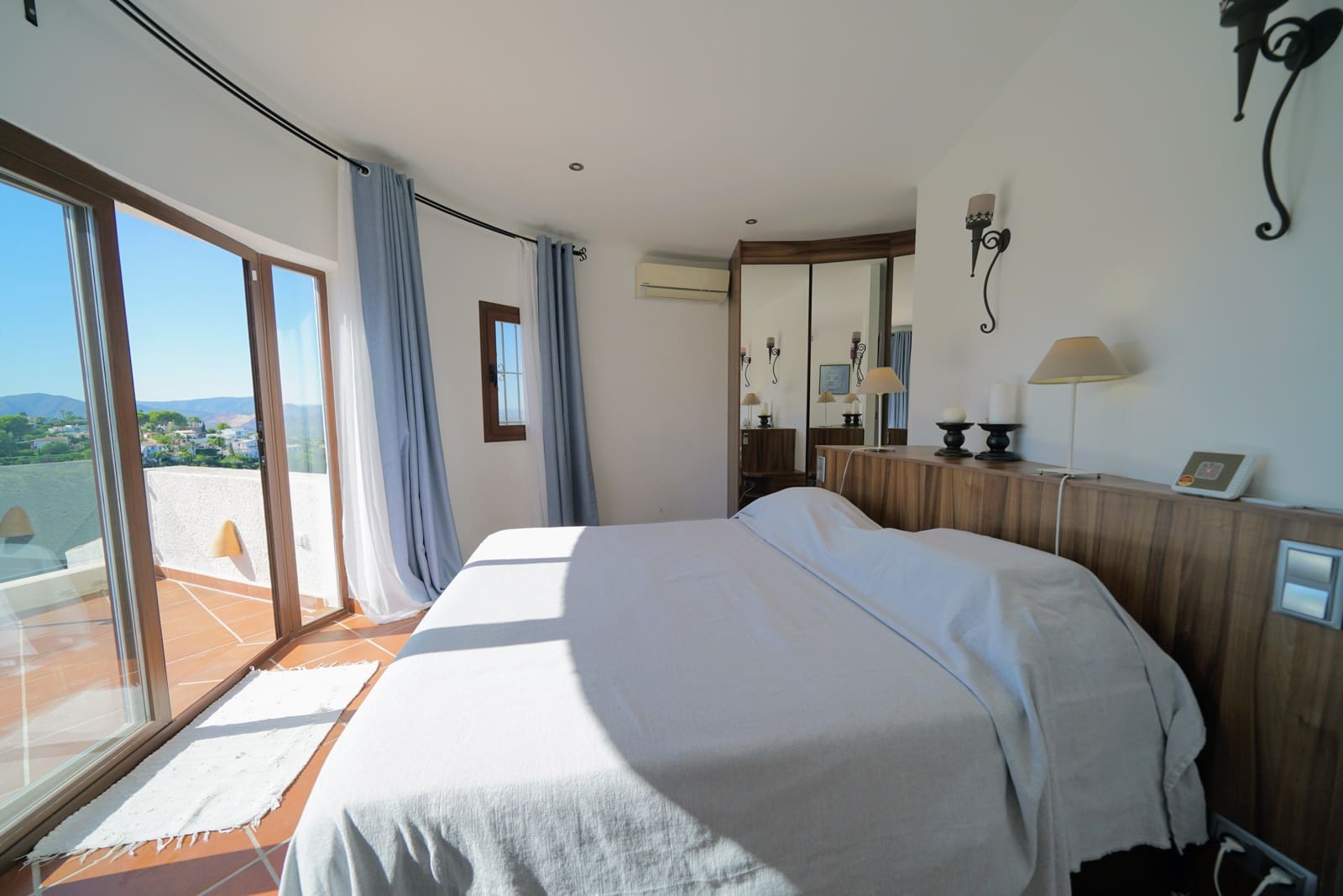 5 Zimmer Villa zu verkaufen in Denia mit Pool - 780.000 € (Ref: 5820953)