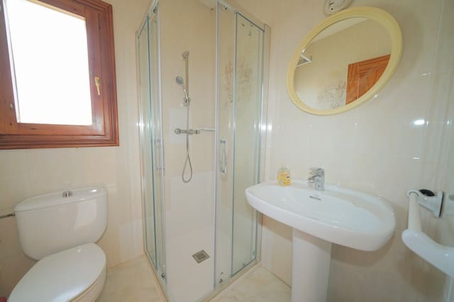 Chalet de 6 habitaciones en Dénia en venta con piscina - 499.000 € (Ref: 5820972)