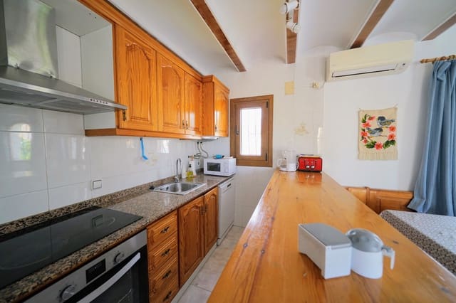 Chalet de 6 habitaciones en Dénia en venta con piscina - 499.000 € (Ref: 5820972)