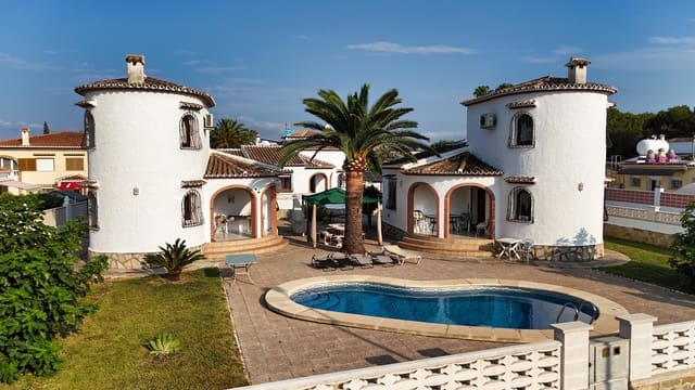 6 sypialnia Willa na sprzedaż w Dénia z basenem - 499 000 € (Ref: 5820972)