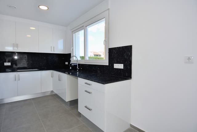 3 Zimmer Villa zu verkaufen in Dénia mit Pool - 485.000 € (Ref: 5820974)