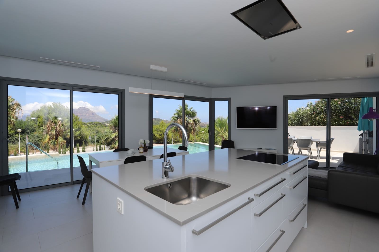 4 quarto Moradia para venda em Javea / Xabia com piscina - 995 000 € (Ref: 5820978)