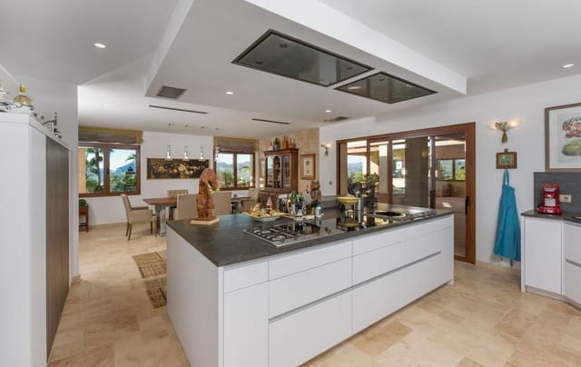 Chalet de 3 habitaciones en Javea / Xàbia en venta con piscina - 4.850.000 € (Ref: 5820995)