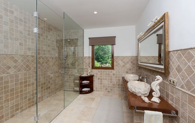 Chalet de 3 habitaciones en Javea / Xàbia en venta con piscina - 4.850.000 € (Ref: 5820995)