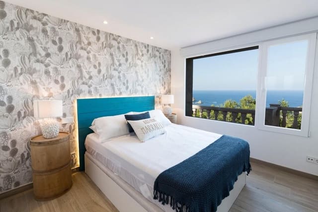 5 soveværelse Villa til salg i Javea / Xàbia med swimmingpool - € 2.000.000 (Ref: 5821001)