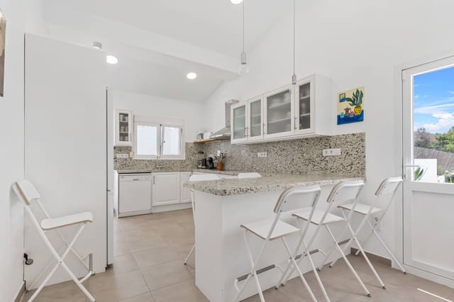 4 Zimmer Villa zu verkaufen in Javea / Xàbia mit Pool - 750.000 € (Ref: 5821025)