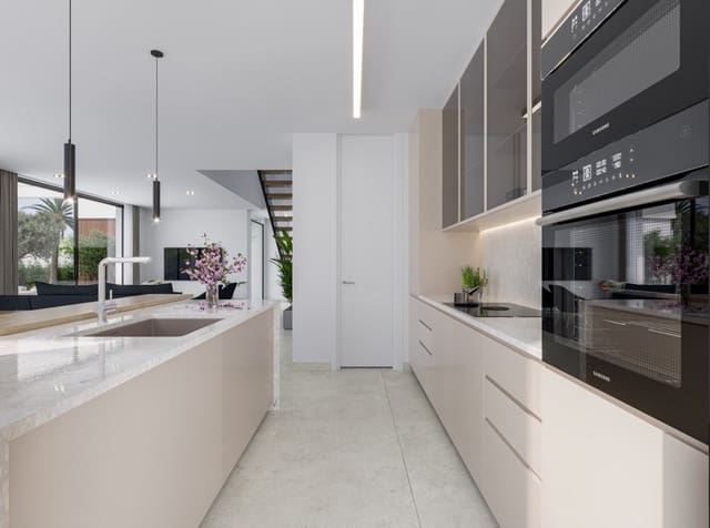 4 soveværelse Villa til salg i Dénia med swimmingpool - € 1.375.000 (Ref: 5821027)