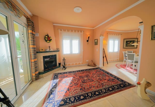 3 Zimmer Villa zu verkaufen in Dénia mit Pool - 549.000 € (Ref: 5821028)