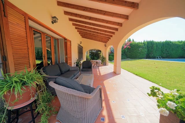 5 soveværelse Finca/Landehus til salg i Dénia med swimmingpool - € 695.000 (Ref: 5821043)