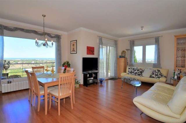 3 bedroom Villa for sale in Dénia with pool - € 590,000 (Ref: 5821054)