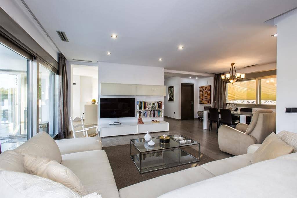 3 soveværelse Villa til salg i Denia med swimmingpool - € 850.000 (Ref: 5821063)