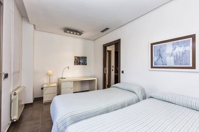 3 slaapkamer Villa te koop in Dénia met zwembad - € 850.000 (Ref: 5821063)