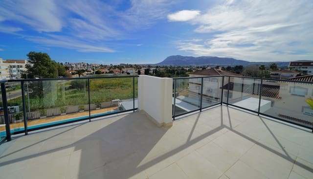 3 sovrum Takvåning till salu i Dénia med pool - 499 000 € (Ref: 5821306)