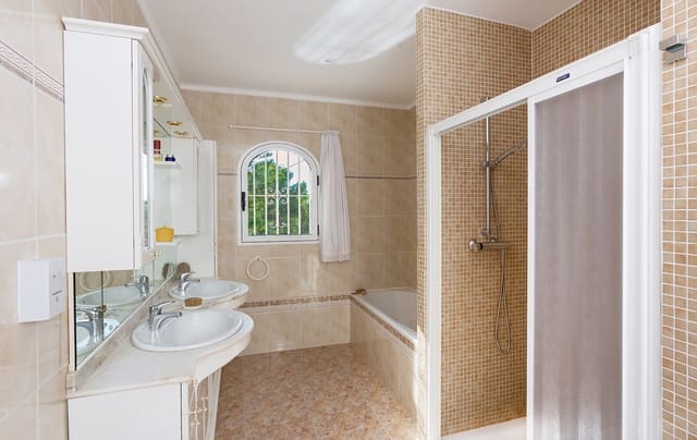 3 Zimmer Villa zu verkaufen in Javea / Xàbia mit Pool - 760.000 € (Ref: 5824343)