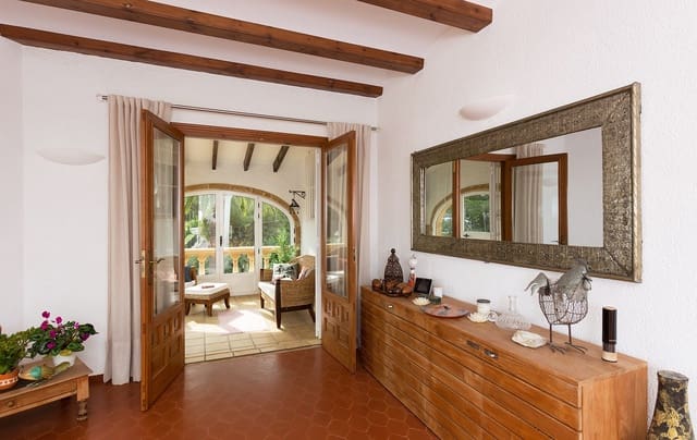 3 Zimmer Villa zu verkaufen in Javea / Xàbia mit Pool - 760.000 € (Ref: 5824343)