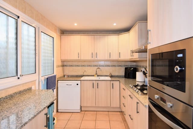 3 Zimmer Villa zu verkaufen in Dénia mit Pool - 229.000 € (Ref: 7188115)