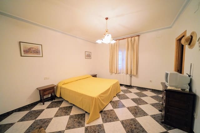 Chalet de 6 habitaciones en Dénia en venta con piscina - 549.900 € (Ref: 8274438)