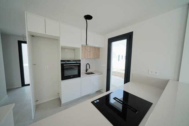 3 soveværelse Villa til salg i Dénia med swimmingpool - € 475.000 (Ref: 8444950)