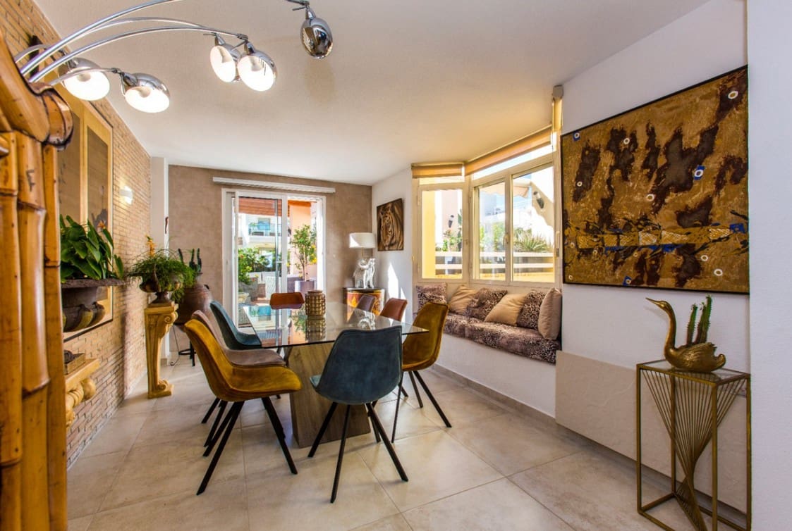 4 soveværelse Penthouse til salg i Denia med swimmingpool - € 875.000 (Ref: 8942146)