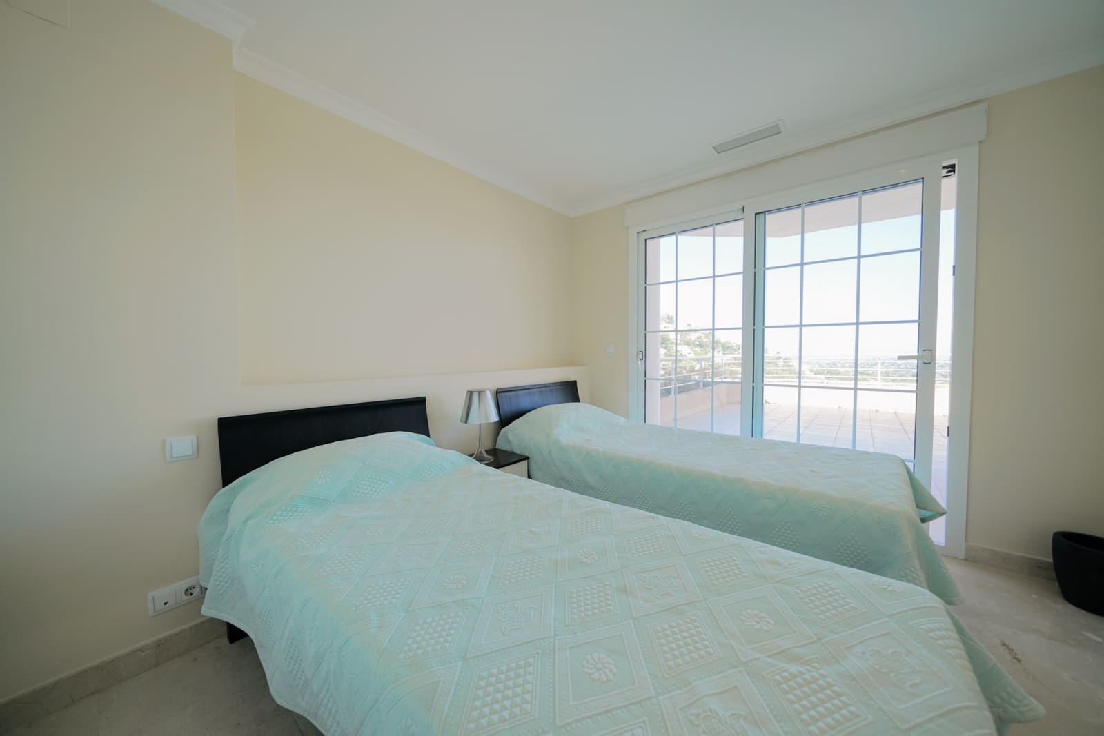 2 bedroom Penthouse for sale in Denia with pool - € 525,000 (Ref: 8948072)