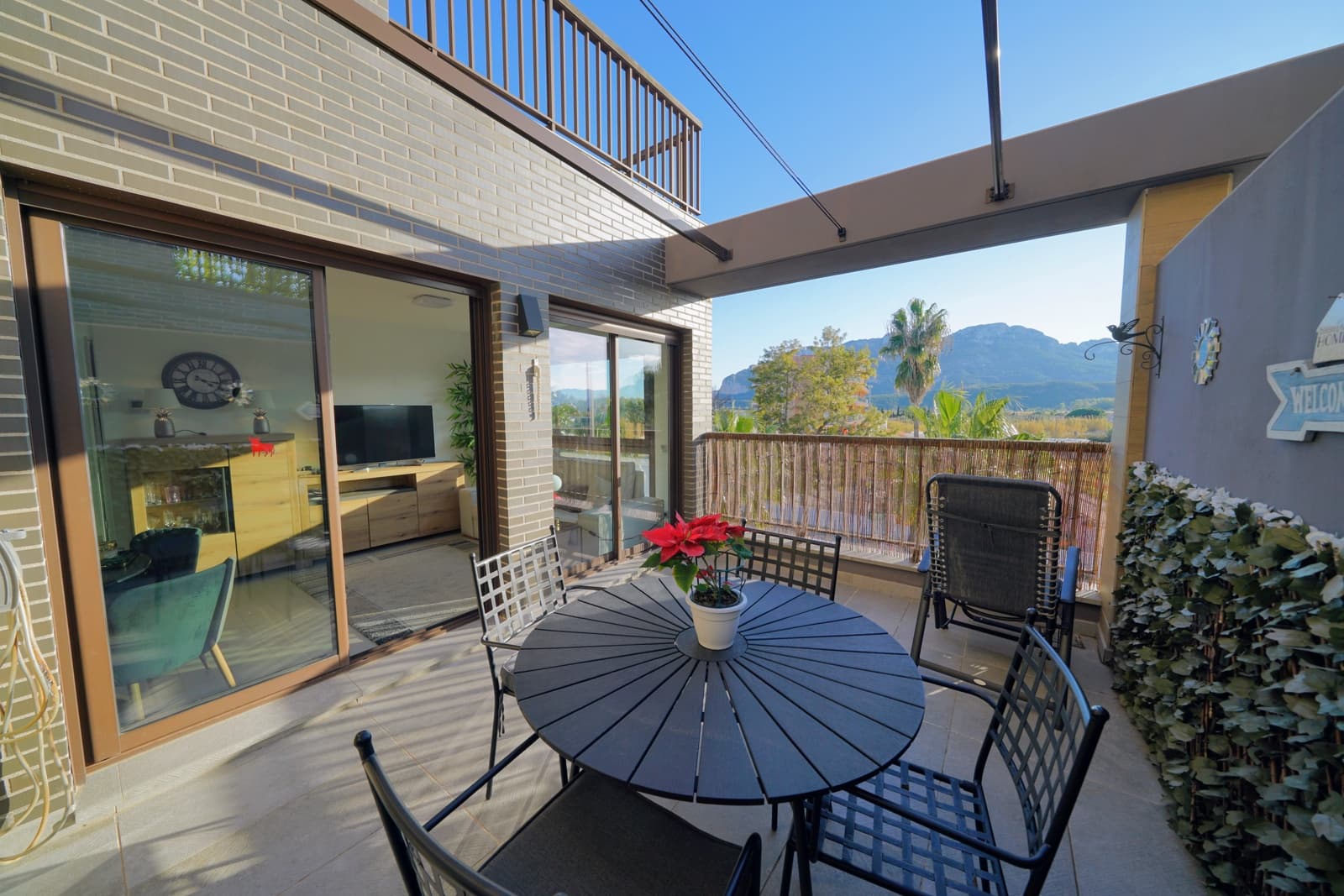 2 sovrum Lägenhet till salu i Denia med pool - 349 000 € (Ref: 9337223)