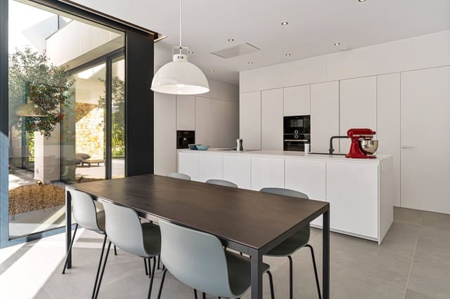 3 sypialnia Willa na sprzedaż w Dénia z basenem - 1 295 000 € (Ref: 9506355)