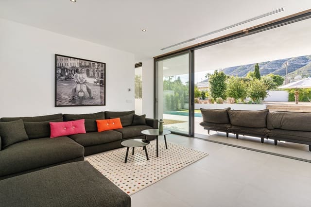 3 sypialnia Willa na sprzedaż w Dénia z basenem - 1 295 000 € (Ref: 9506355)