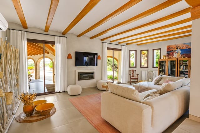 Chalet de 3 habitaciones en Javea / Xàbia en venta con piscina - 2.450.000 € (Ref: 9506762)