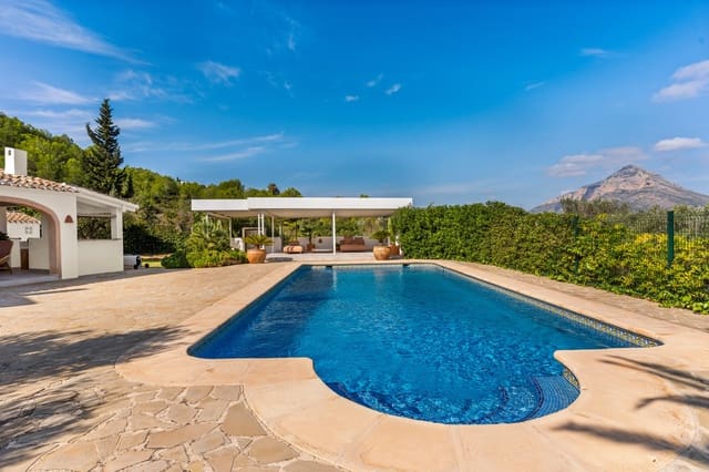 Chalet de 3 habitaciones en Javea / Xàbia en venta con piscina - 2.450.000 € (Ref: 9506762)