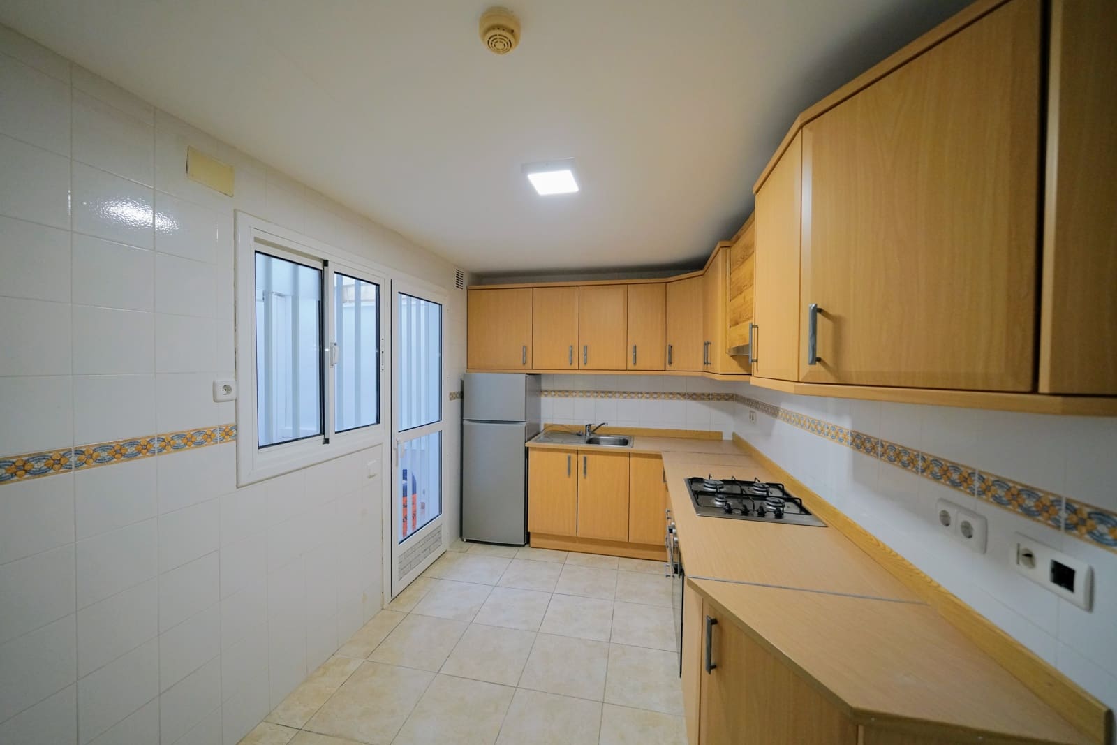 3 soveværelse Villa til salg i Denia med swimmingpool - € 220.000 (Ref: 9566667)