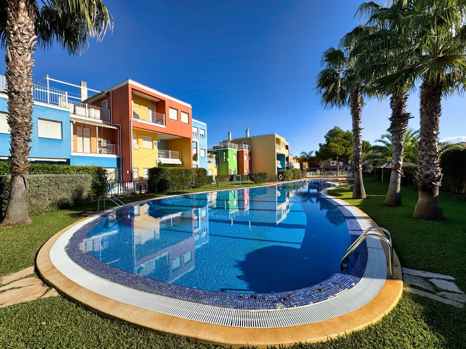 Ático de 3 habitaciones en Dénia en venta con piscina - 359.000 € (Ref: 9631515)