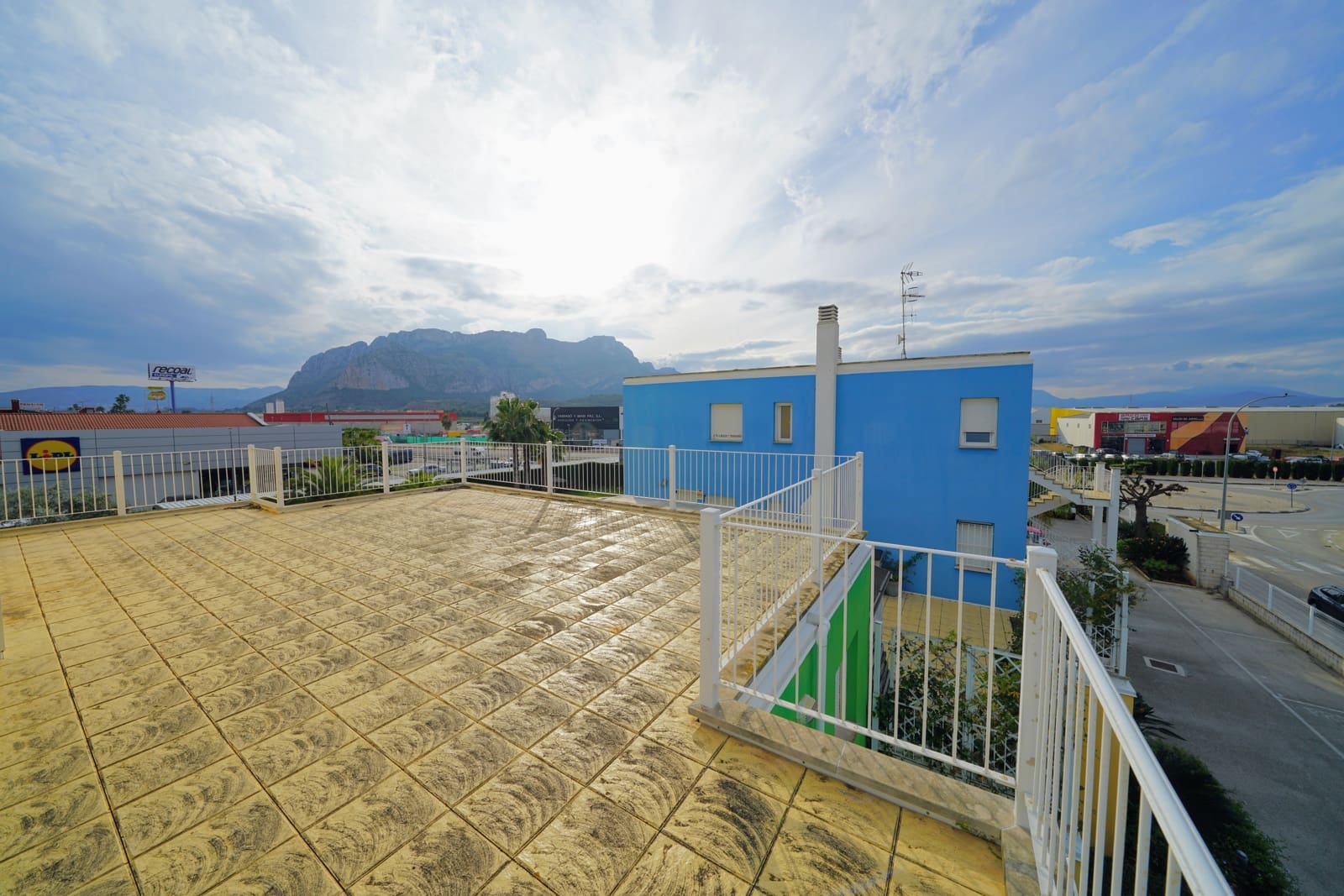 Ático de 3 habitaciones en Dénia en venta con piscina - 359.000 € (Ref: 9631515)